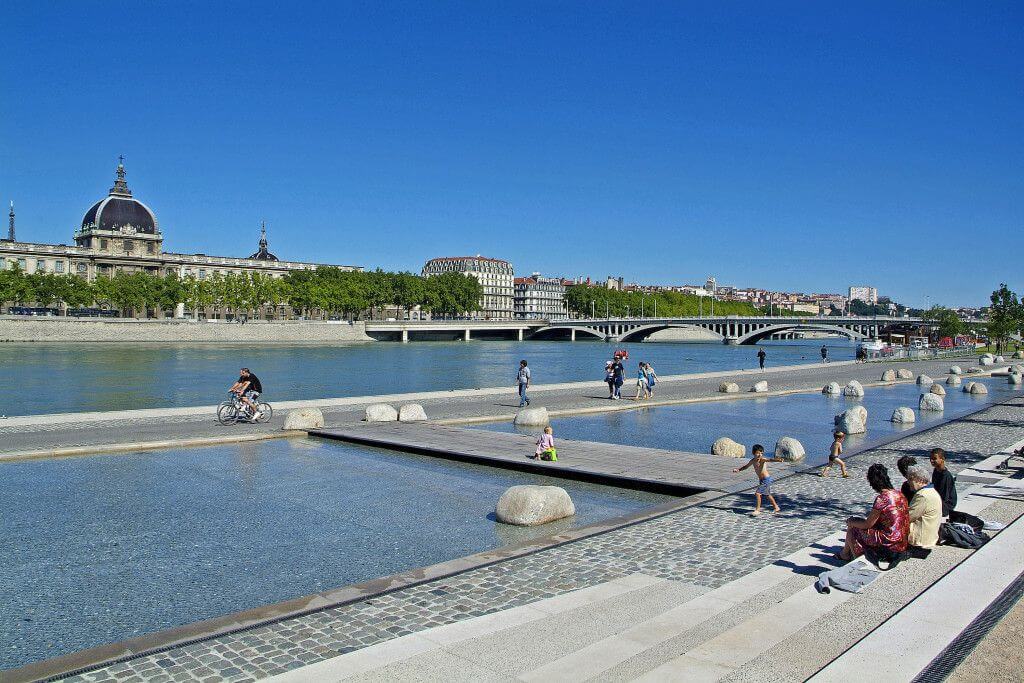 Franska språkresa Lyon -RA-P.Blanc - les berges du Rhône