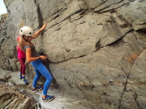Ilfacombe-Adventure-girls-climbing