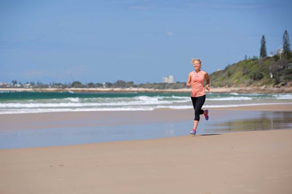 TAFE Queensland erbjuder praktiska och yrkesinriktade utbildningar på 6 månader - 2 år inom de flesta områden. Populära utbildningar är Sport Management/Fitness/PT, Beauty Therapy, Fashion, Travel and Tourism, Event Management, Graphic/Interiour Design, Business, Leadership, Music och IT.

Om du gillar sol, surf och strand, en vänskaplig och avslappnad livsstil och mängder av utflyktsmål så kommer Queensland passa dig perfekt! TAFE Queensland har campus i bl.a Brisbane, Gold Coast, Sunshine Coast och Cairns vid barriärrevet. Prisnivån är bra.